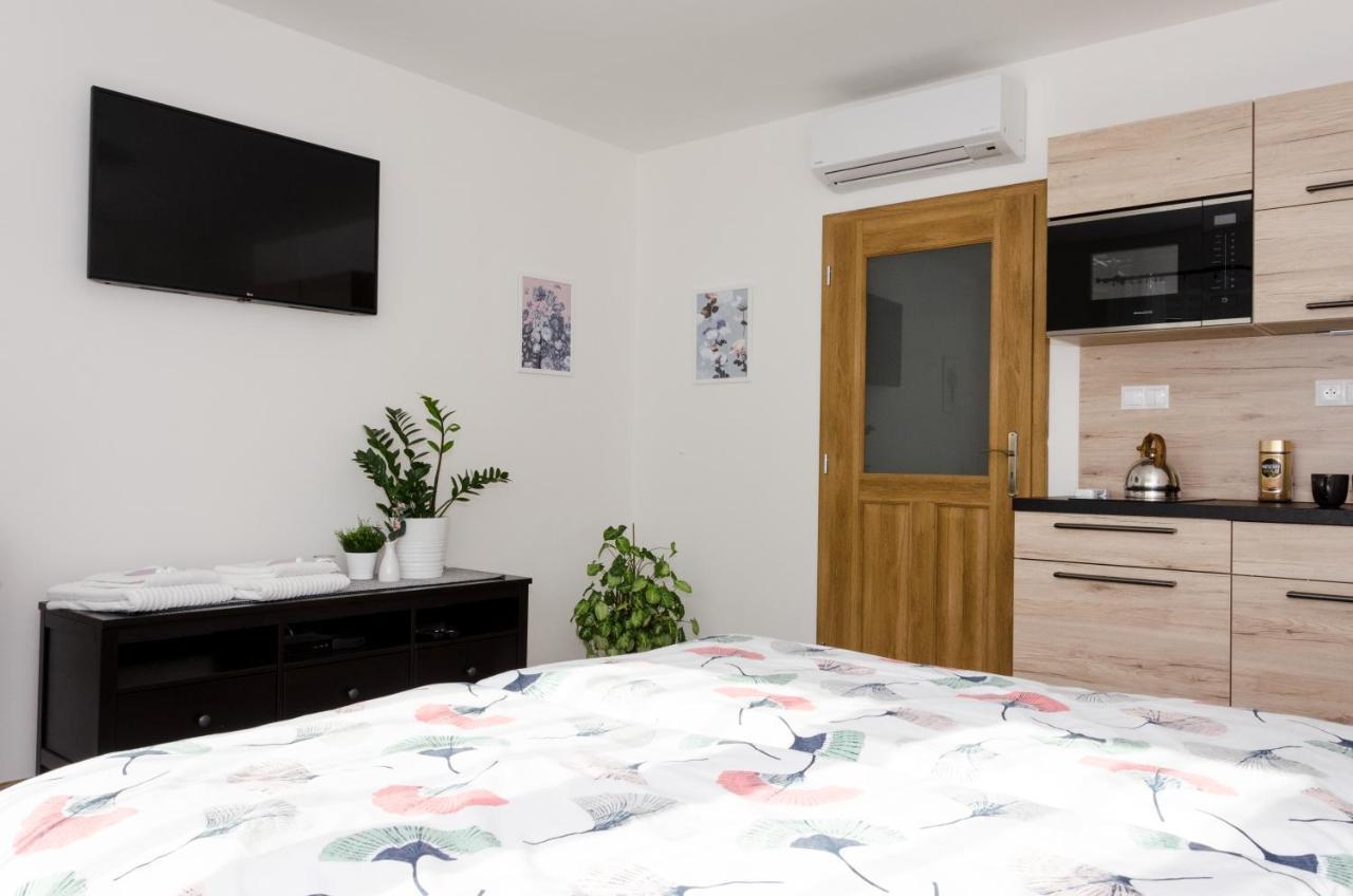 Apartmany U Kotacku Veverske Kninice Экстерьер фото